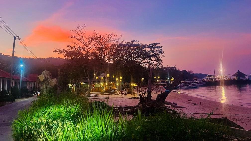 Minnie Seaview Resort Koh Samet Ngoại thất bức ảnh